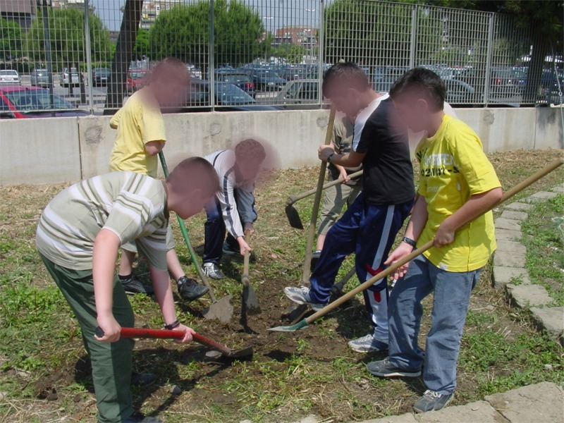 Educazione ambientale: progetto riqualificazione giardino