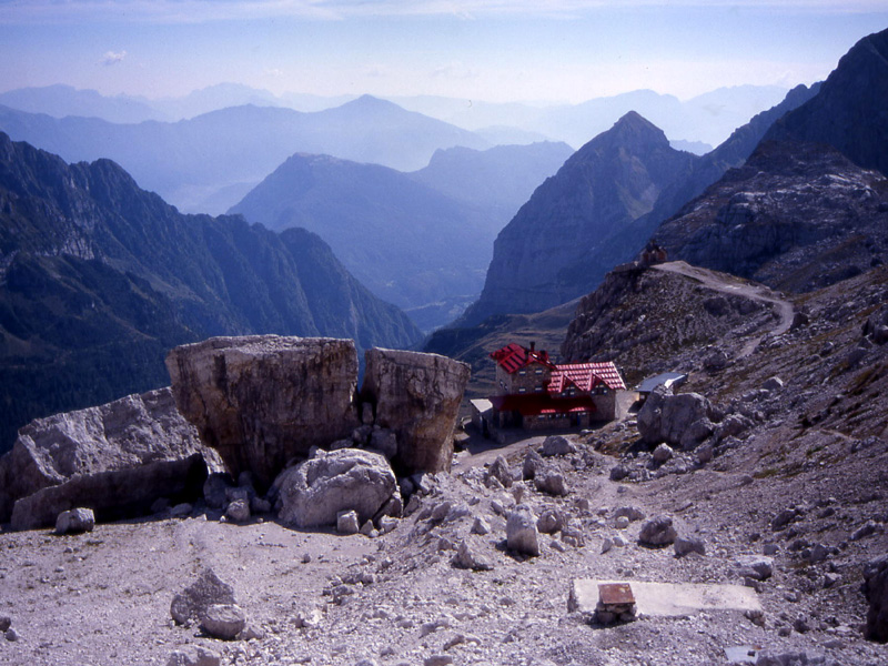 Rifugi e Bivacchi d''Italia.......