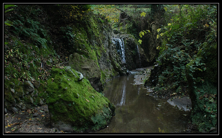 Cascata della Mola nei Monti Ceriti (Cerveteri)