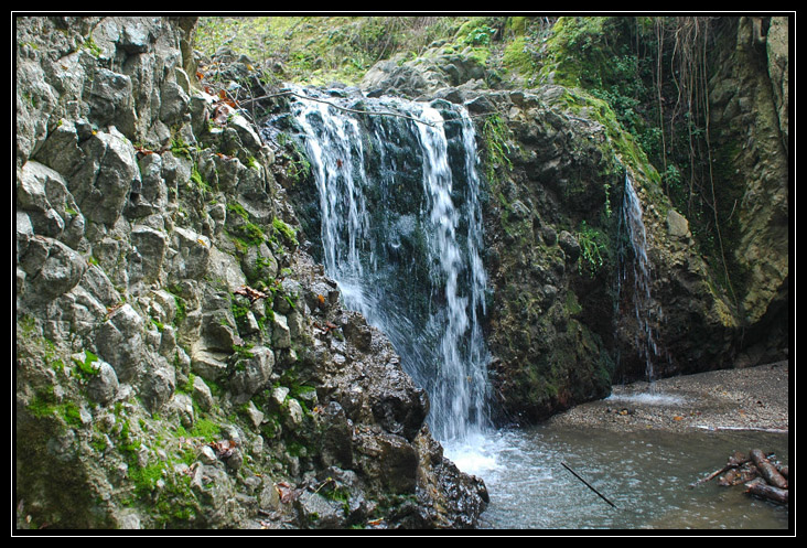 Cascata della Mola nei Monti Ceriti (Cerveteri)