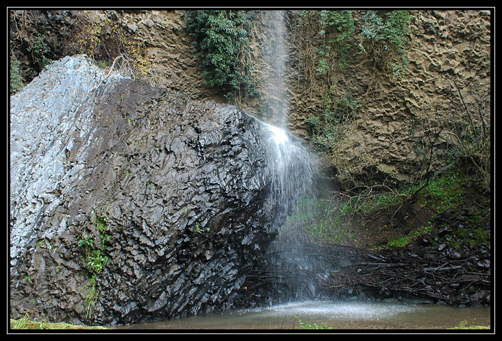 Cascata della Mola nei Monti Ceriti (Cerveteri)