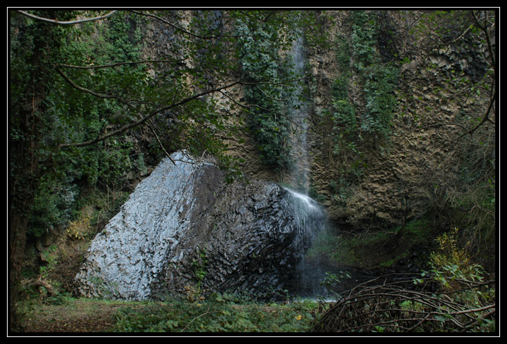 Cascata della Mola nei Monti Ceriti (Cerveteri)