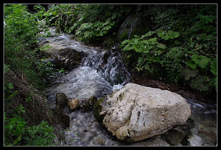 Valleluce (Cassino), roccia e acqua